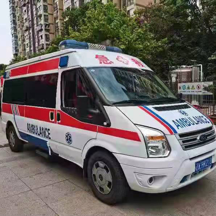 常山长途救护车护送病人返乡